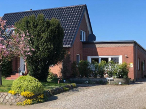 Gesamte Wohnung In Tolk Mit Kleiner Terrasse, Tolk